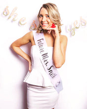 Load image into Gallery viewer, Hen Party Hangover Recovery Bags