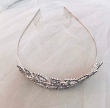 Load image into Gallery viewer, Bride to Be Tiara