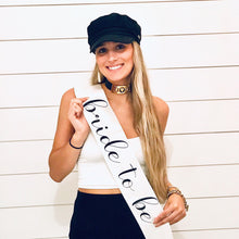 Load image into Gallery viewer, Bride to Be 4" Glitter Satin Sash