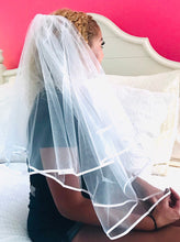 Load image into Gallery viewer, Bride Veil