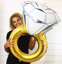 Load image into Gallery viewer, Wedding Ring Balloon