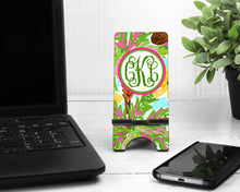 Load image into Gallery viewer, Palm Tree Cell Phone Stand. Cell Phone Stand, Beachy Cell phone dock. Preppy Charging Station.