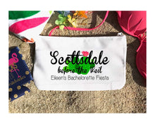 Load image into Gallery viewer, Cactus Make Up bag. Great Scottsdale Bachelorette or Girls Weekend Favors. Personalized Cabo, Tulum, Cancun Weekend Make up Bag.Cactus Gift.
