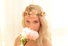 Load image into Gallery viewer, Flower Crown