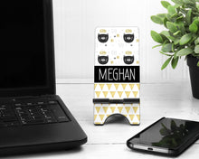Load image into Gallery viewer, Cats Cell Phone Stand. Custom Cat Phone Stand, Veterinarian gift! Cat party favors! Cat Birthday Gift. Teacher gift! Cat theme Gift for mom!