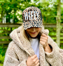 Load image into Gallery viewer, Leopard Bachelorette Party Hat