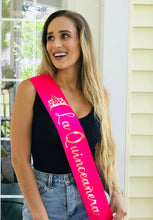 Load image into Gallery viewer, Quinceañera Sash. 4" Miss Quinceañera Satin Sash,Mis Quince Anos,Quinceanera Sash,Quinceanera,Mis Quince Anos,Quinceanera Court Gifts,Quince