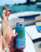 Load image into Gallery viewer, Ombre Slim party huggers. Skinny can party favors. Personalized Birthday or Bachelorette Party Favors. Slim Can Ombre Wedding party favor!