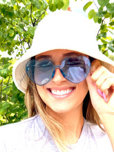 Load image into Gallery viewer, Fun Heart Sunglasses! | Rimless Heart Sunnies | 16th 21st 30th 40 Birthday Party Favors! | Beach Bachelorette Party Favors