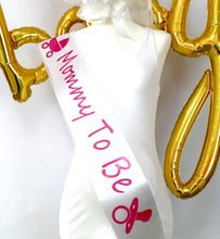 Load image into Gallery viewer, Mommy to Be Satin Sash. New Mother Satin Sash. Mother to be Sash. Baby Shower Satin Sash. Baby Shower Gift.
