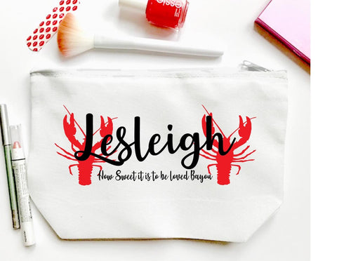 Crawfish Make Up bag.NOLA Bachelorette or Girls Weekend Favors. Personalized New Orleans Bachelorette Bag. NOLA birthday favors. Nola Party
