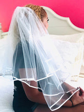 Load image into Gallery viewer, Bride Veil

