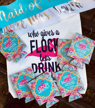 Load image into Gallery viewer, Flamingo Tote bag. Who gives a Flock Party Favors! Flamingo Bachelorette or Girls Weekend Tote Bag. Flamingle Favor Bag.
