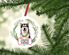 Load image into Gallery viewer, Alaskan Malamute Ornaments. Personalized Gift for the Malamute lover! Alaskan Malamute Ornament. Perfect Malamute Gift for the dog mom!
