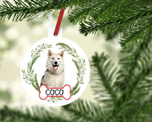 Load image into Gallery viewer, Alaskan Malamute Ornaments. Personalized Gift for the Malamute lover! Alaskan Malamute Ornament. Perfect Malamute Gift for the dog mom!
